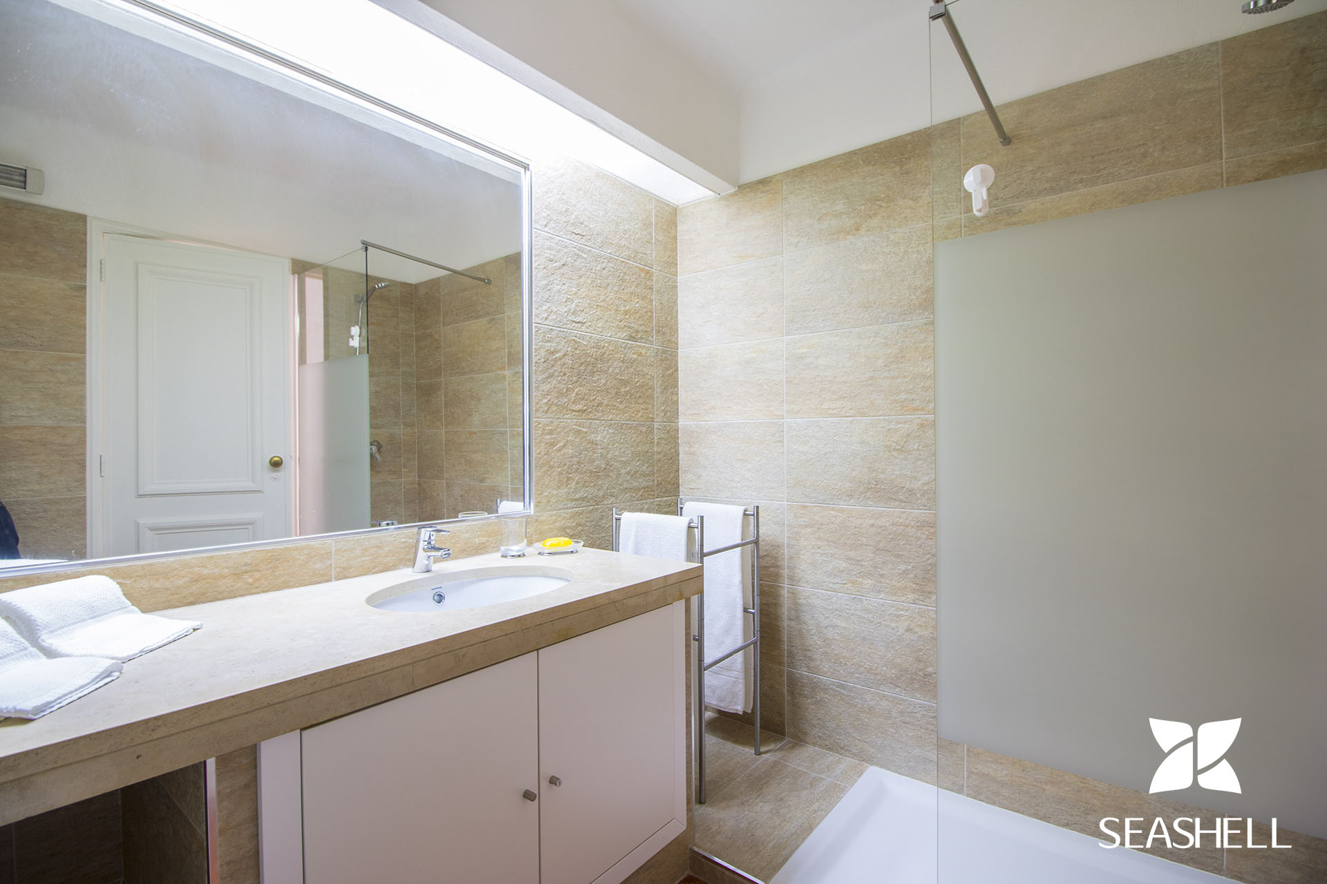 Solar Apartment Image 23